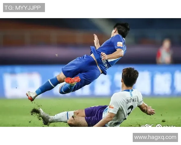 四川队与新疆队激战正酣赛场精彩瞬间回顾与分析 四川队与新疆队激战正酣赛场精彩瞬间回顾与分析