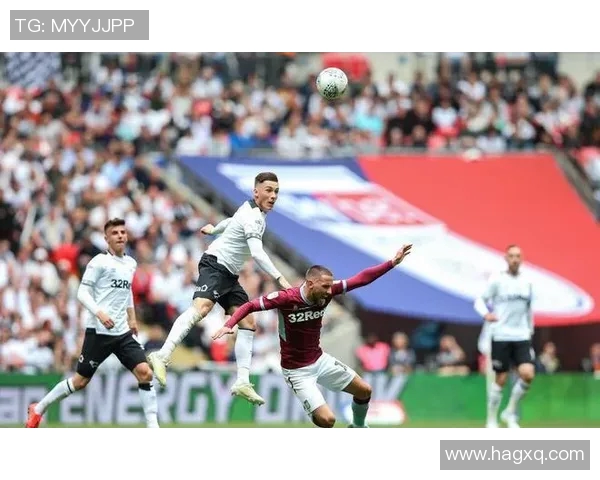 格勒诺布与特鲁瓦的精彩对决分析及赛季前景展望 格勒诺布与特鲁瓦的精彩对决分析及赛季前景展望